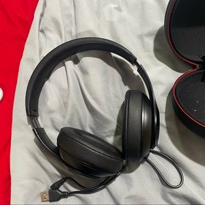 SOLD!! Beats headphones